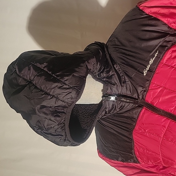 Eddie Bauer Junior Red & Black Jacket, Size: L (14/16) - Picture 3 of 14